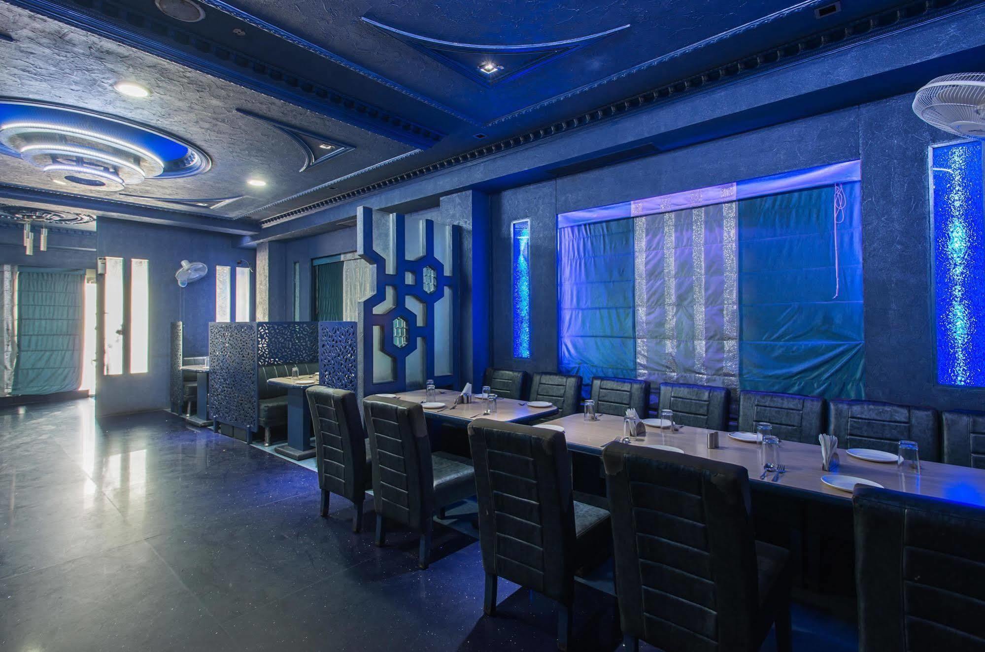 Hotel Rockland Джайпур Екстериор снимка