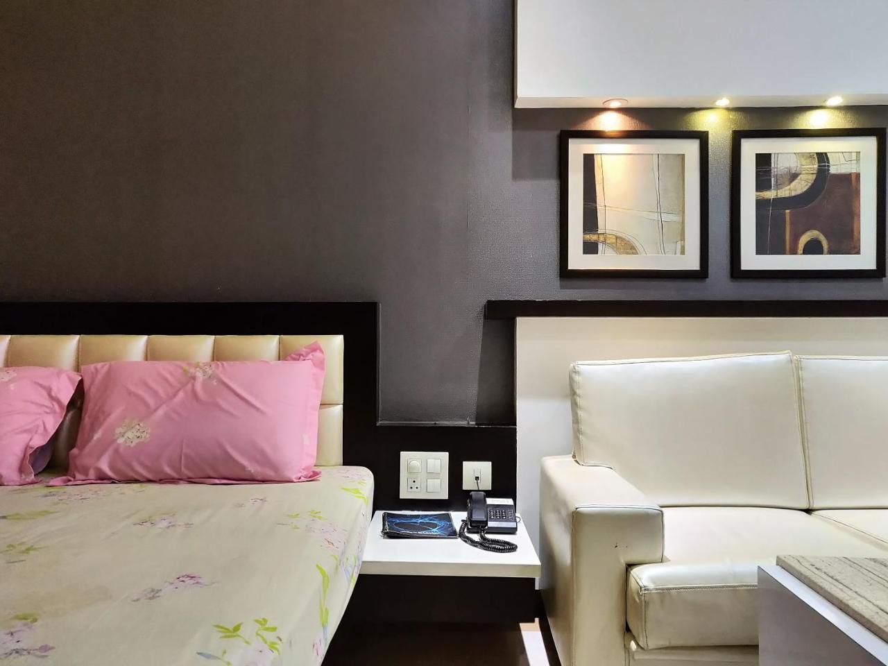 Hotel Rockland Джайпур Екстериор снимка