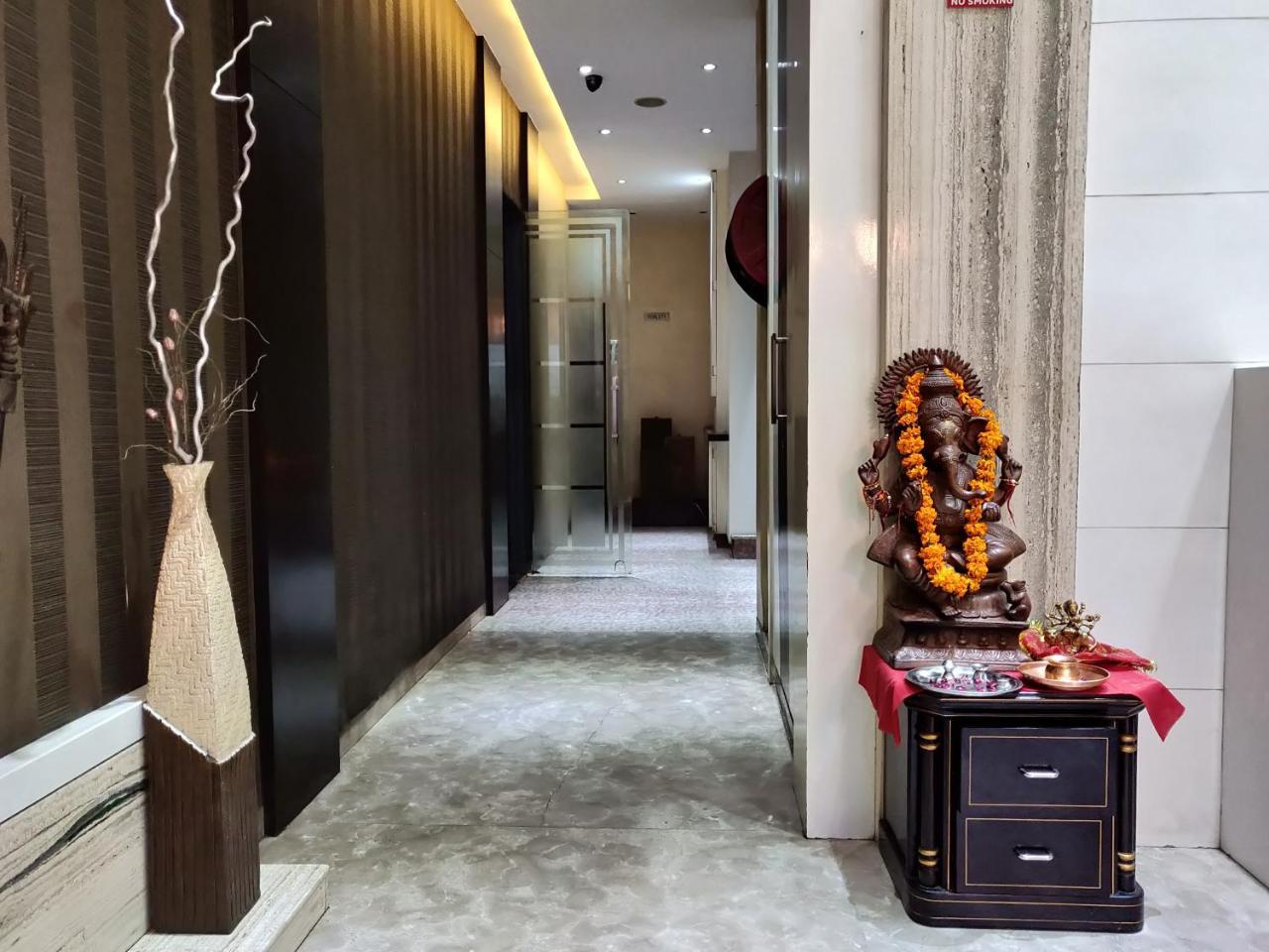 Hotel Rockland Джайпур Екстериор снимка